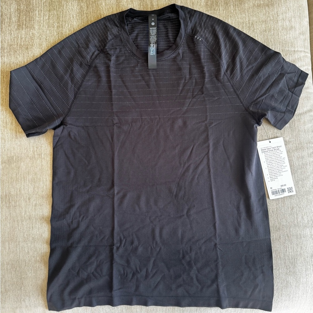 Lululemon Metal Vent Tee NWT